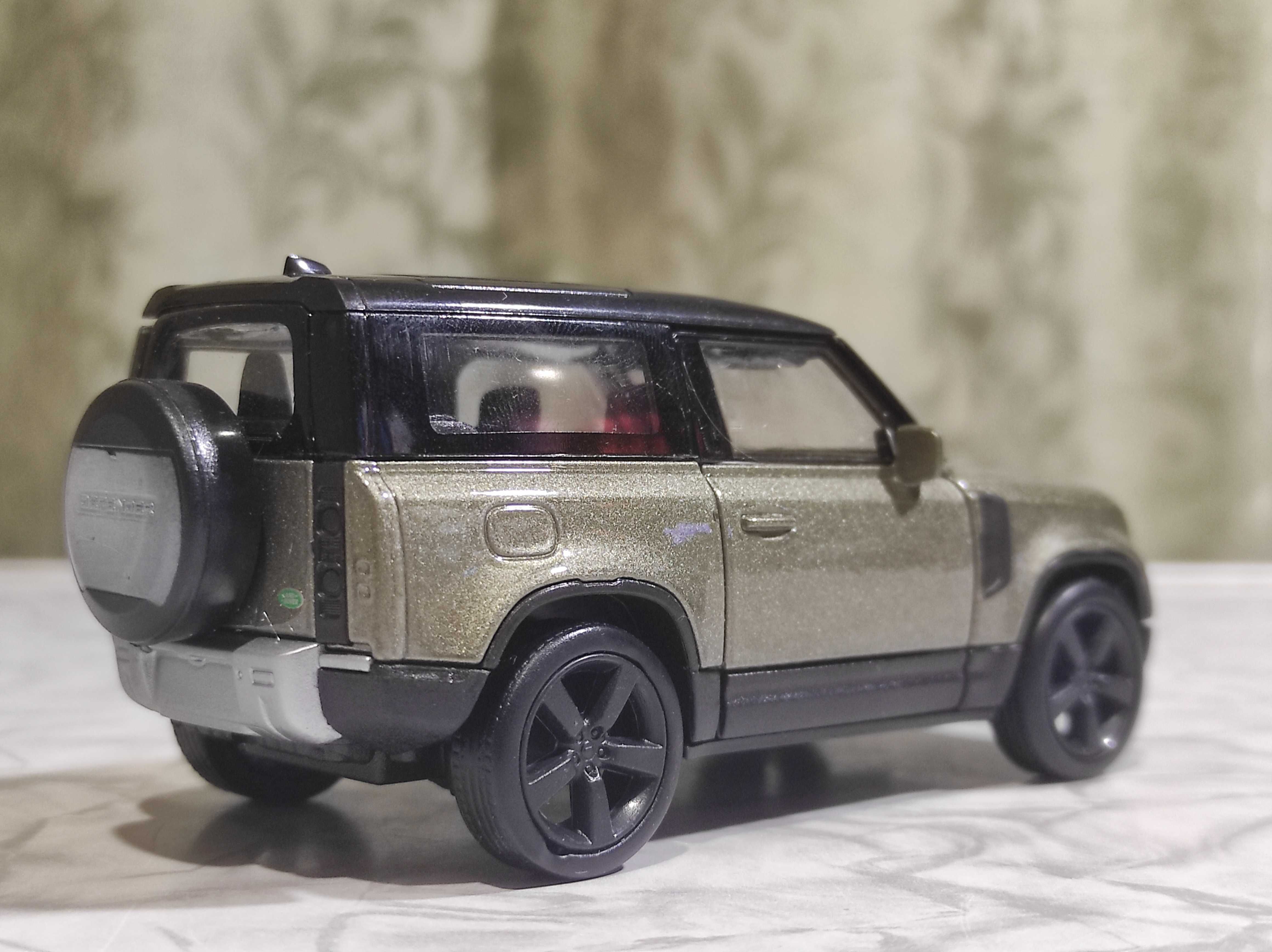 Land Rover Defender 2019 Welly 1/36 Нова колекційна модель