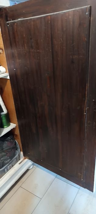 Szafa z lustrem bieliźniarka