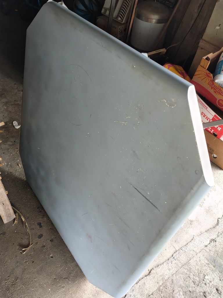 Mesa quadrada cor cinza