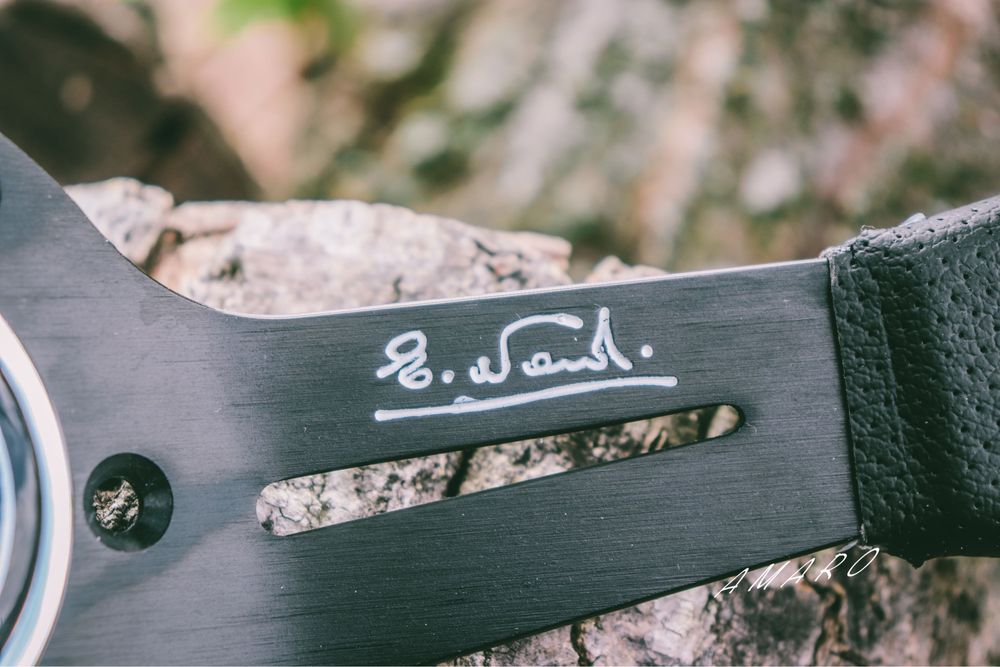 Volante Desportivo Nardi Torino em Pele Preta Perfurada|NOVO