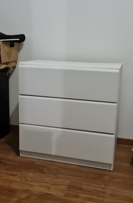 Comoda ikea malm