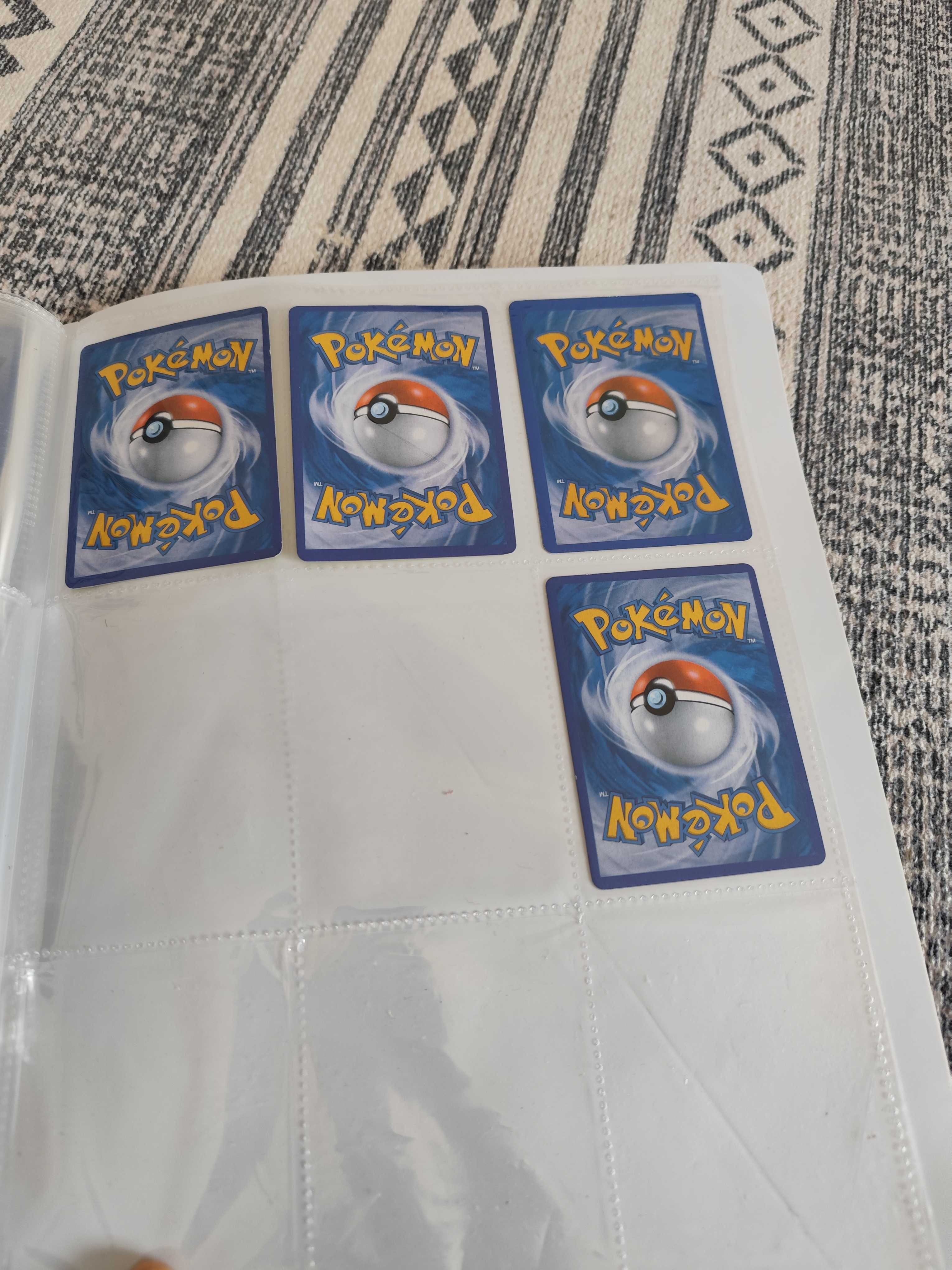 Caderneta Pokémon