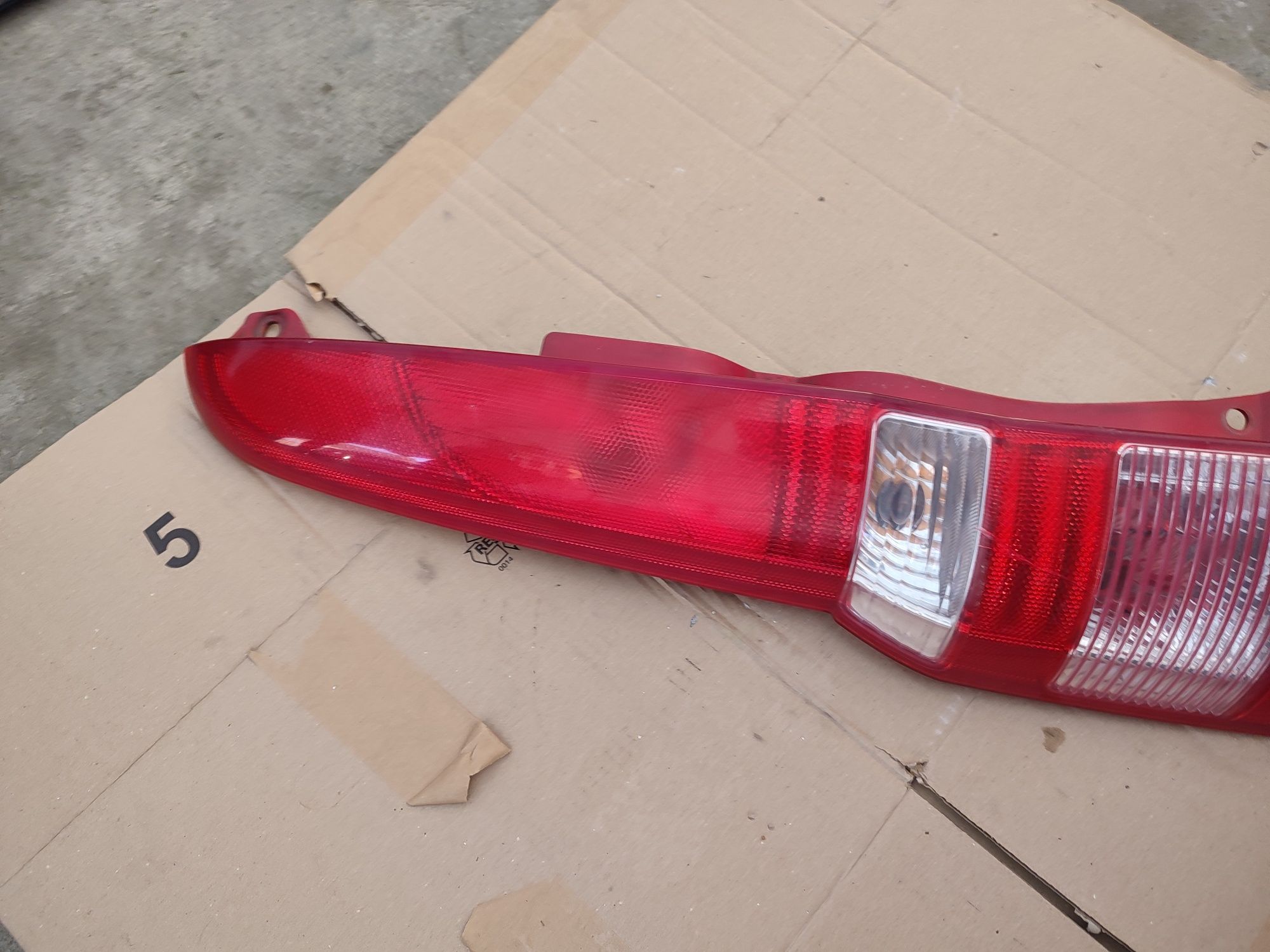 Lampa lewa lewy tył fiat panda