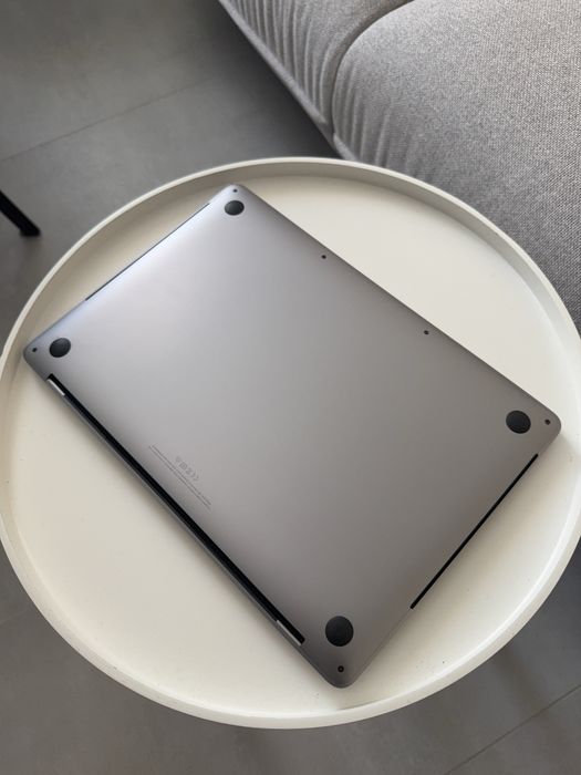 MacBook Pro 2020 13 / i5 2.0 /16GB /512GB / 95% АКБ