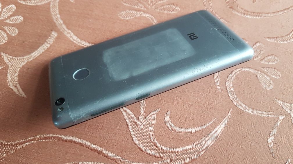 Xiaomi 3s (2/16Gb)              .