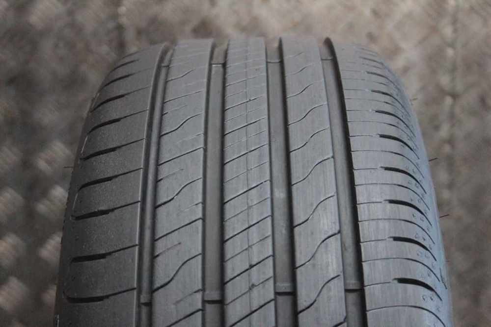 205/55/16 Goodyear EfficientGrip Performance 2 205/55 R16 91H