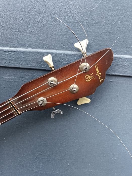 Gitara Basowa Baston delfi