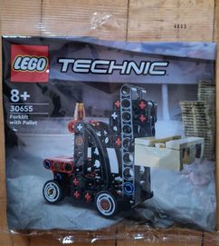 LEGO 30655 Technic Wózek widłowy z paletą - 13 sztuk