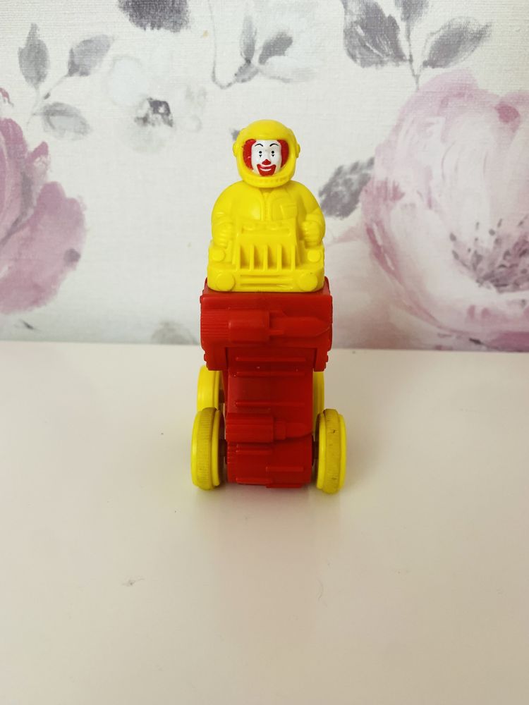 McDonald’s Happy Meal Toys 1991 – Astronauts, vintage