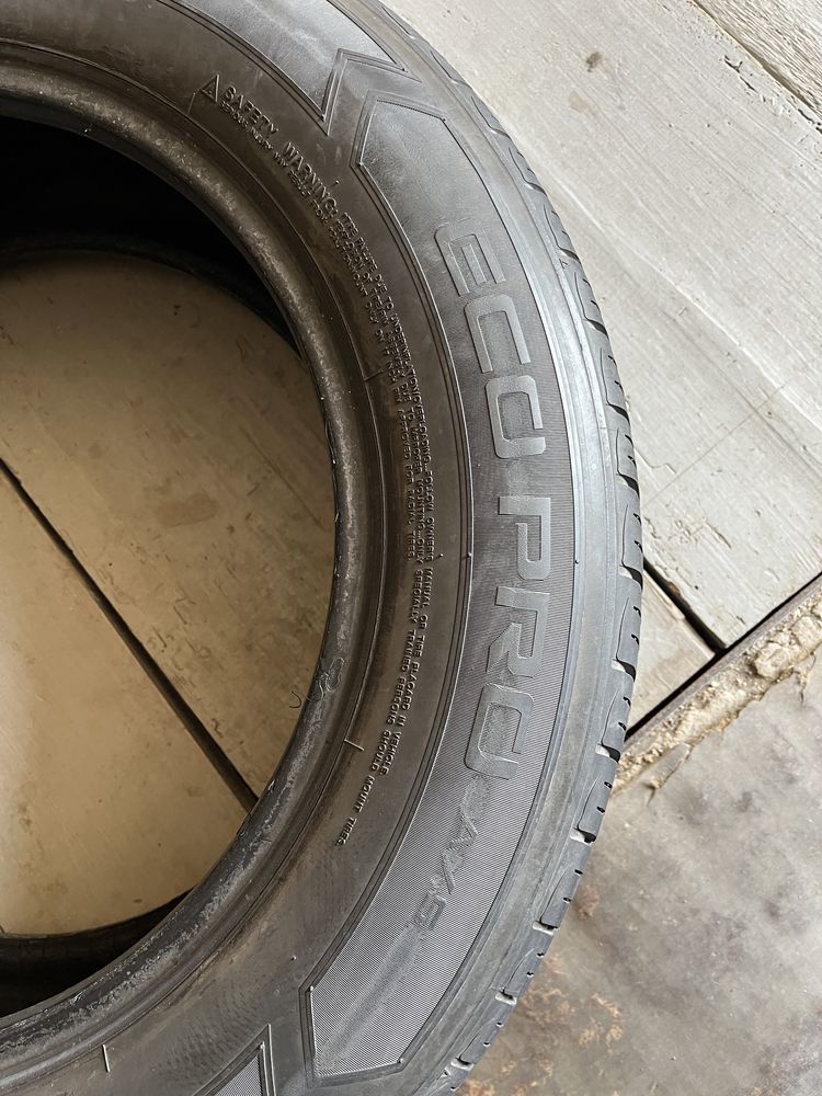 Продам скат 215/65/17