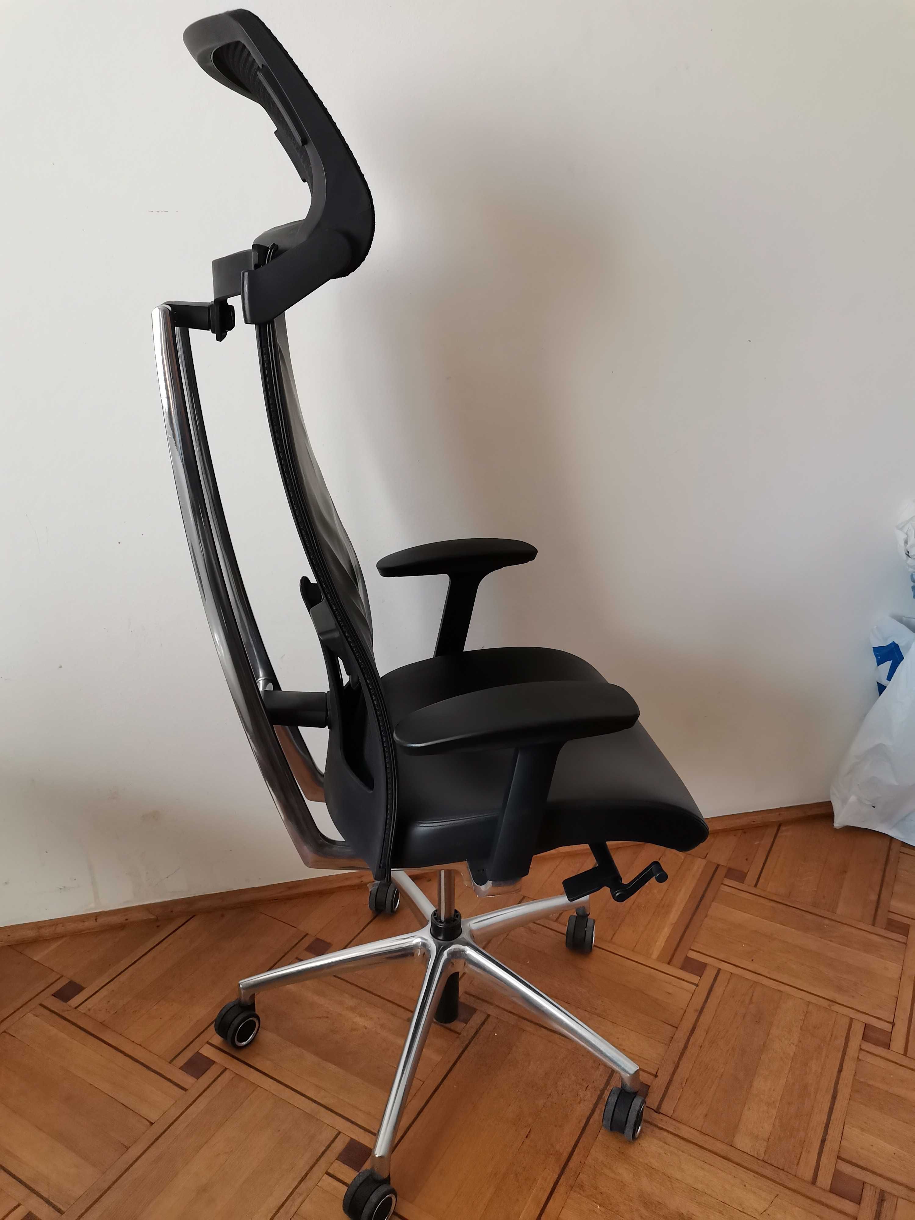 Fotel skórzany Profim Action /Nowy 5 140zł