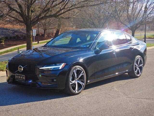 2024 Volvo S60 B5