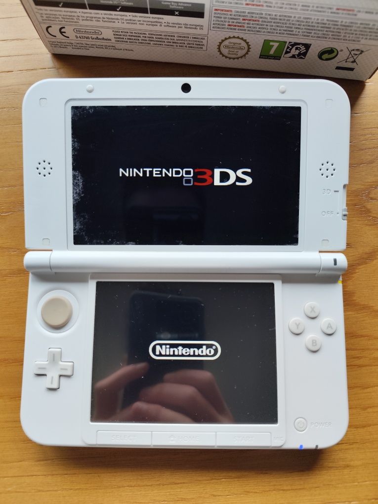 Nintendo 3DS XL Branca Super Mário 3D Land Desbloqueada