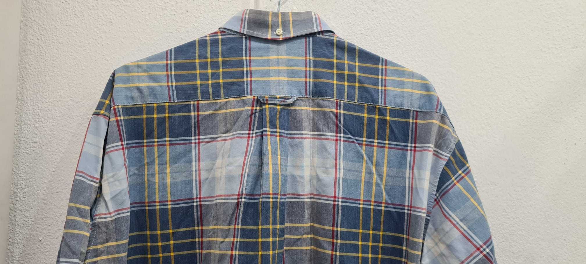 Camisa masculina em algodão