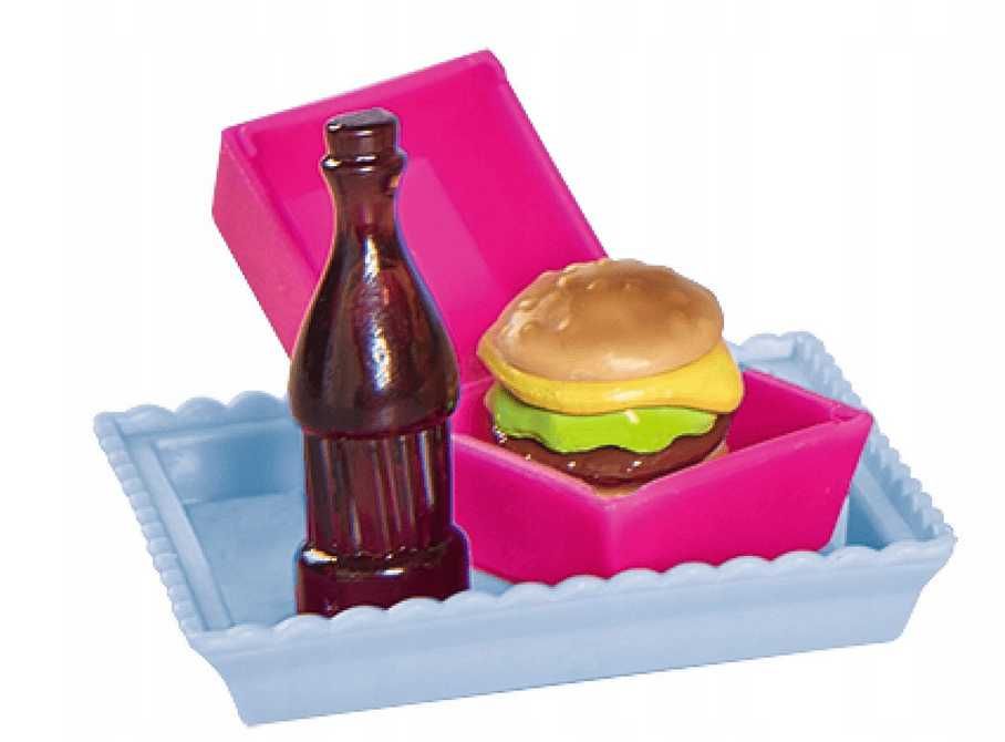 Lalka Evi W burgerowni Simba