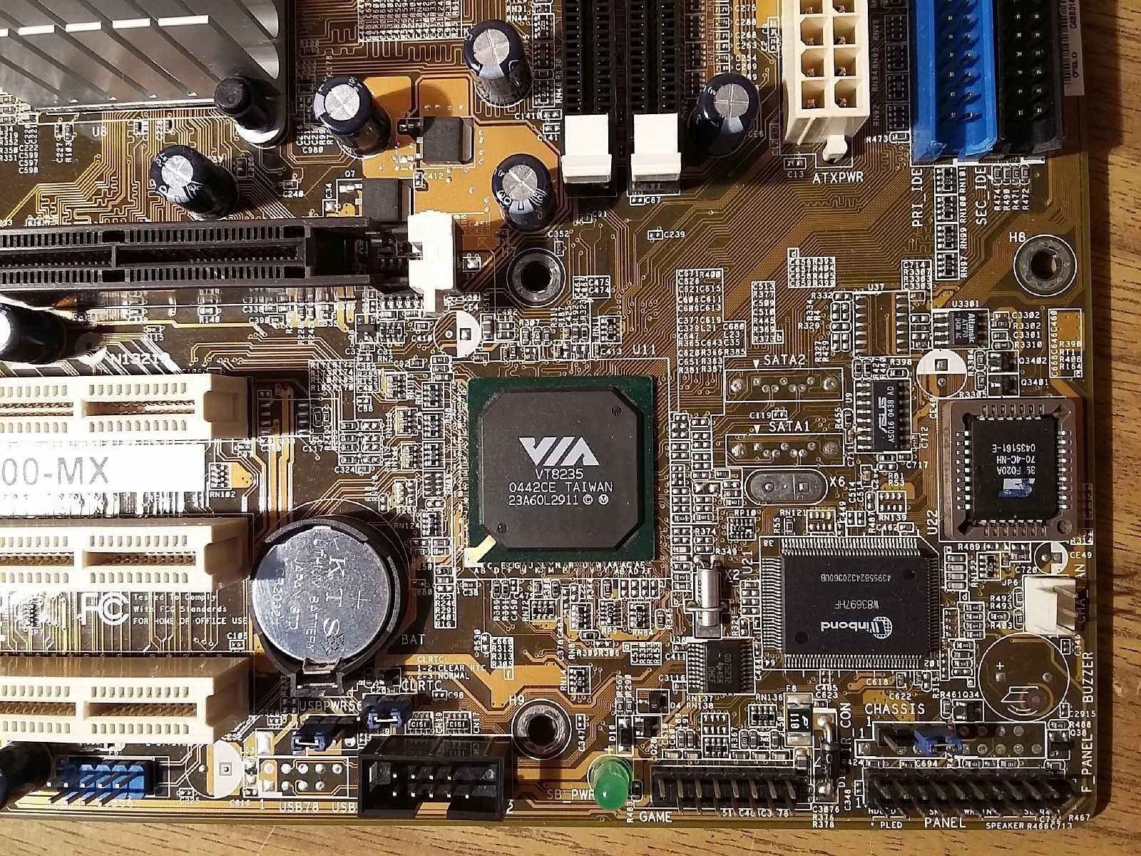 Материнская компьютерная плата ASUS A7V400-MX (Socket A, PGA 462)