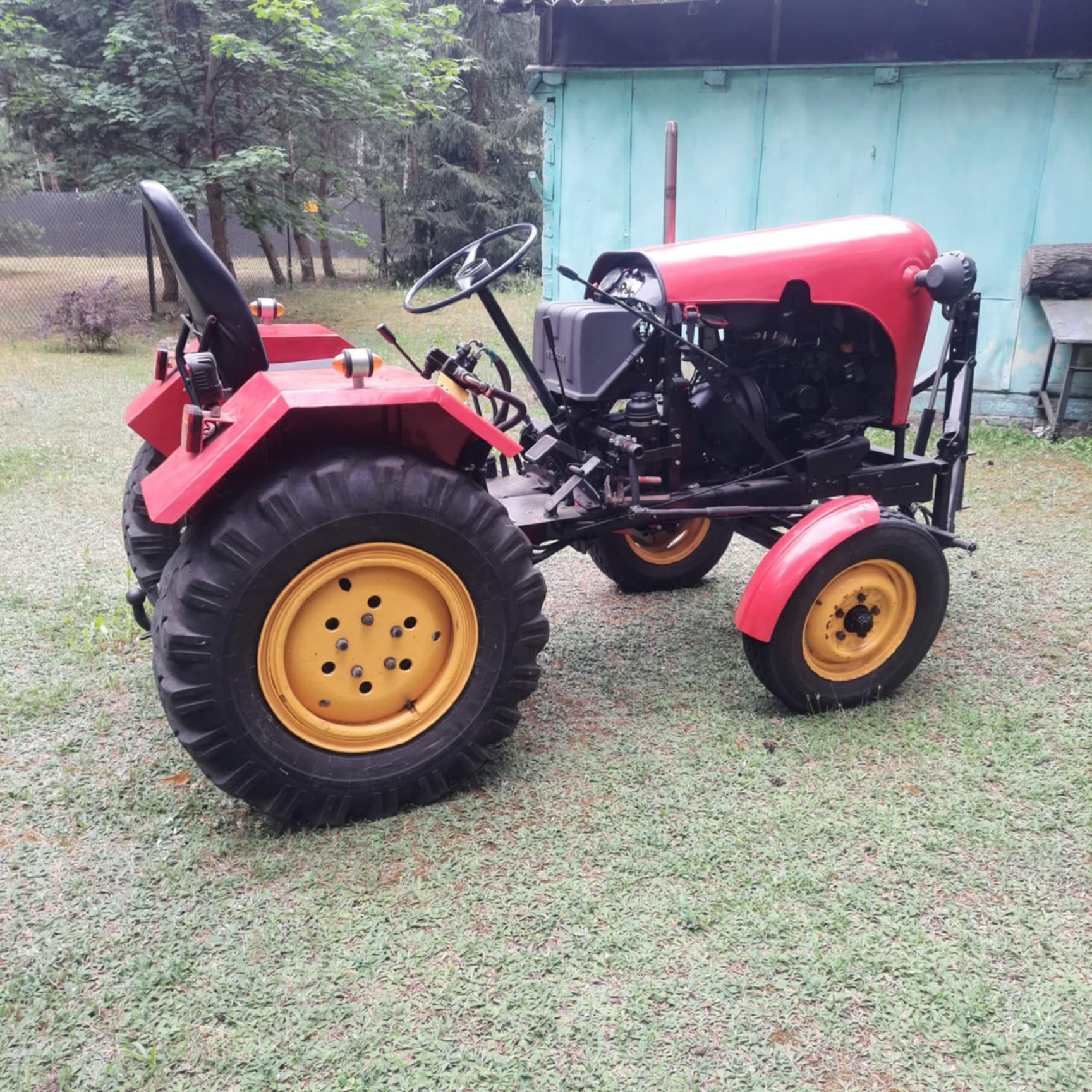 Fajny Traktor Tom