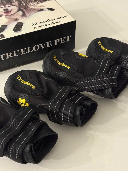 Buty dla psa Truelove Travel trekkingowe wodoodporne czarne roz.7 NOWE