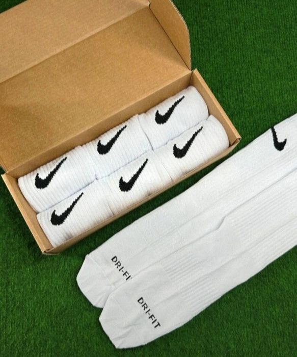 Nike Wysokie Białe Skarpety 6 par Dri-Fit Boks 42-46