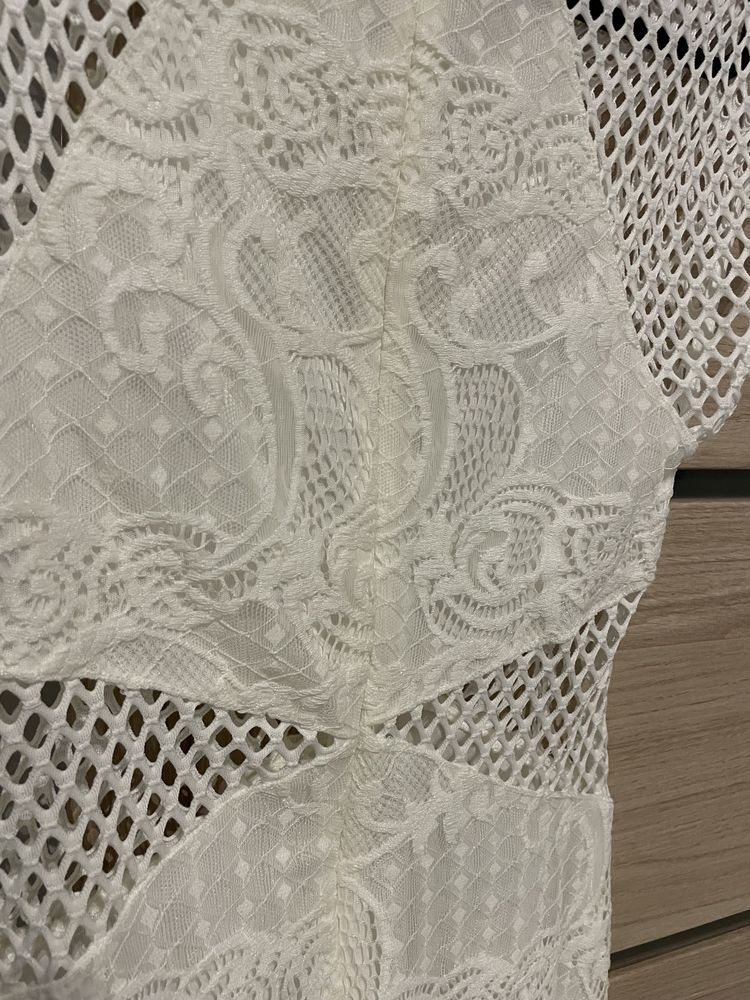 Biała sukienka Topshop z metką koronka haft