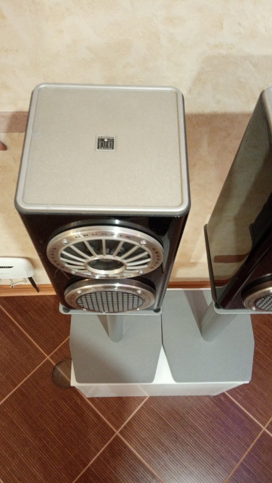 Колонки Grundig tl 100