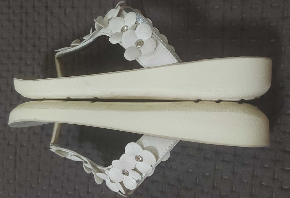 Босоніжки(шльопанці)Bassano, 37 р/ 23,5