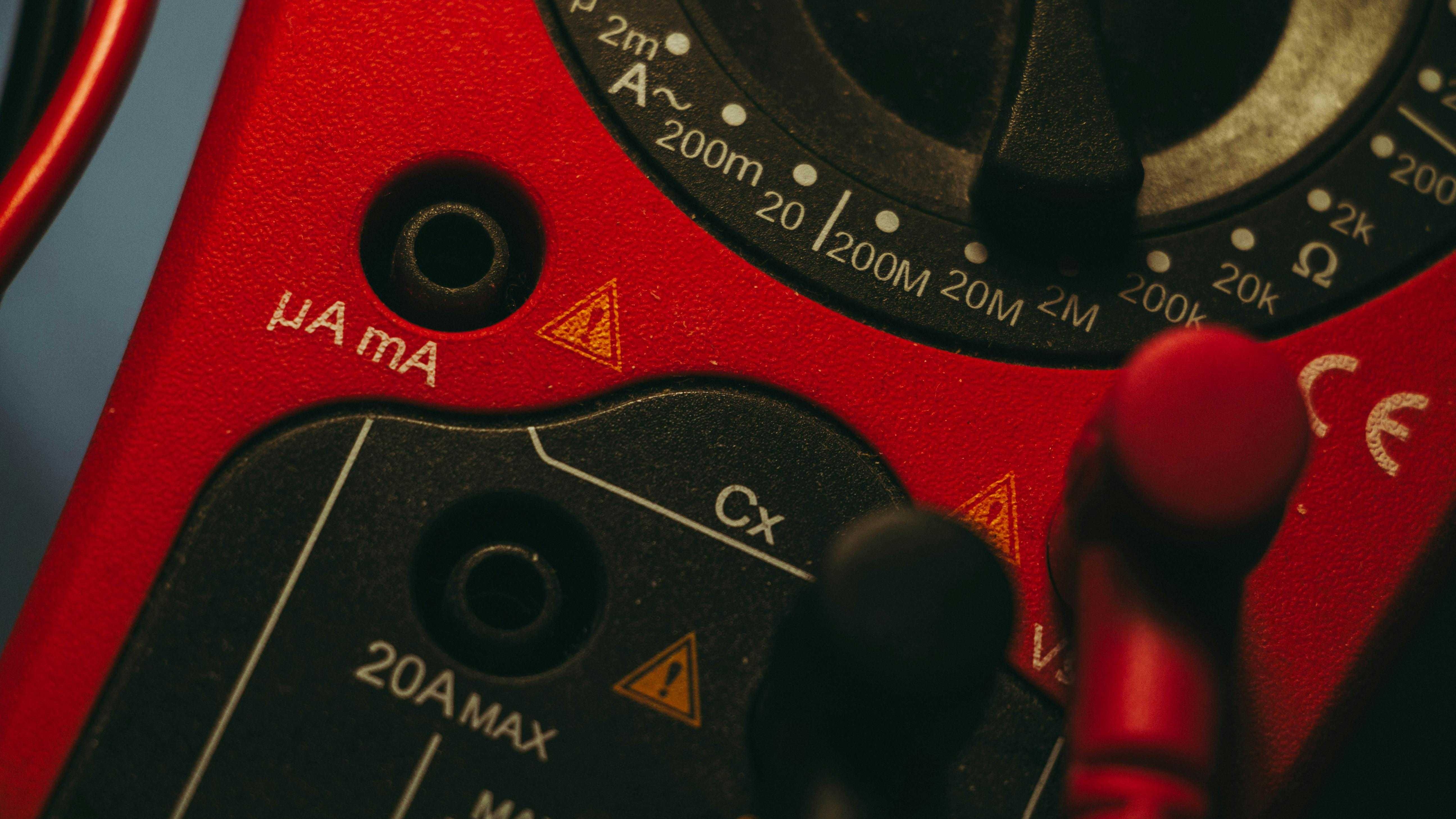 Serviços de engenharia eletrotécnica – Projetos / Licenciamentos