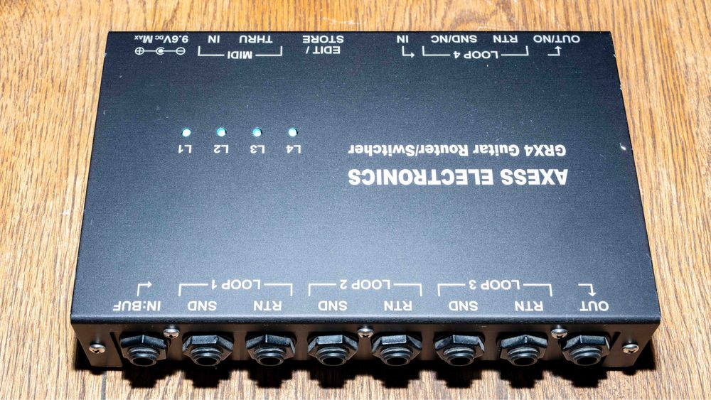 Axess electronics GRX4 switcher router gitarowy John Petrucci