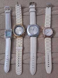 Conjunto de 12 relógios antigos