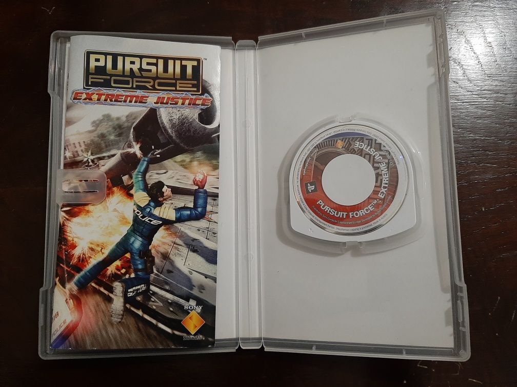 Pursuit Force: Extreme Justice - PSP