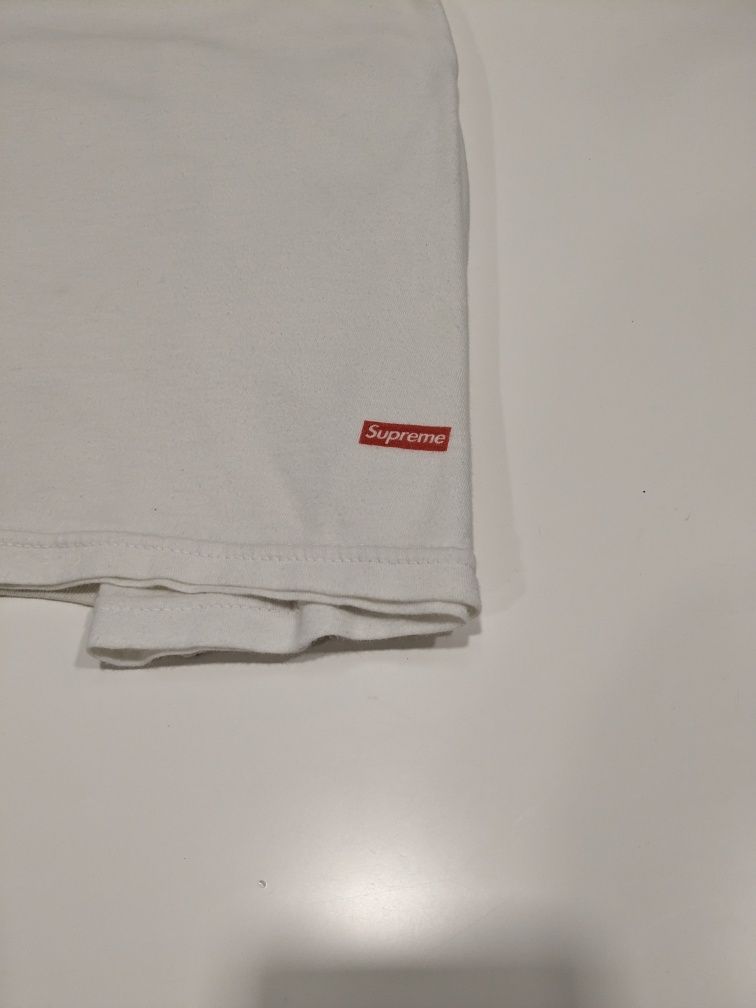 T-shirt Supreme Branca