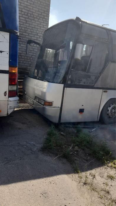 Продам автобус Neoplan N216 під ремонт або на розборку.