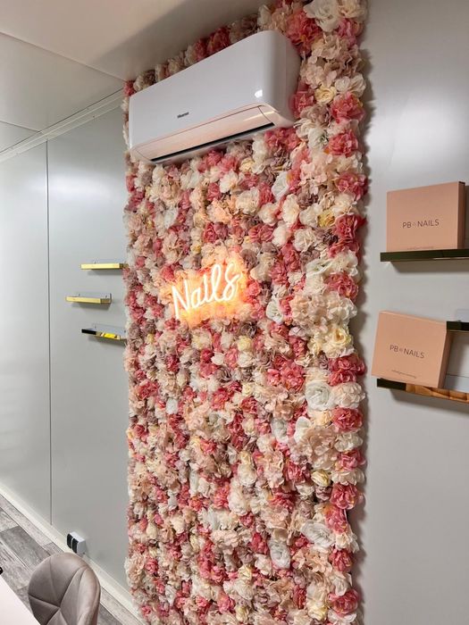 Stanowisko lokal na wynajem pod usługi stylizacji paznokci