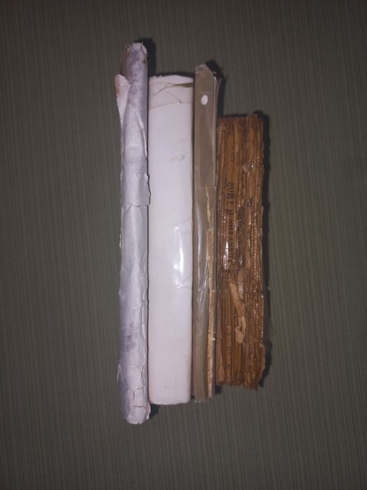 5 livros antigos 1897 Eça de Queiroz