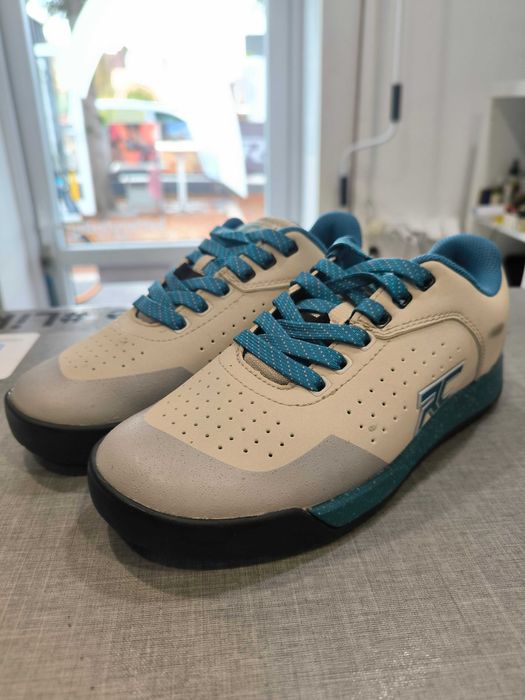 Hellion Grey/Tahoe Blue 37