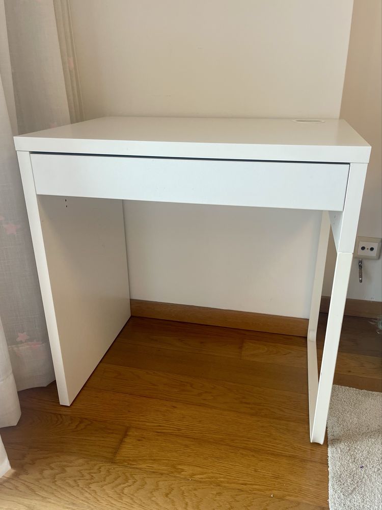 Secretária e cadeira criança IKEA MICKE 73x50 cm