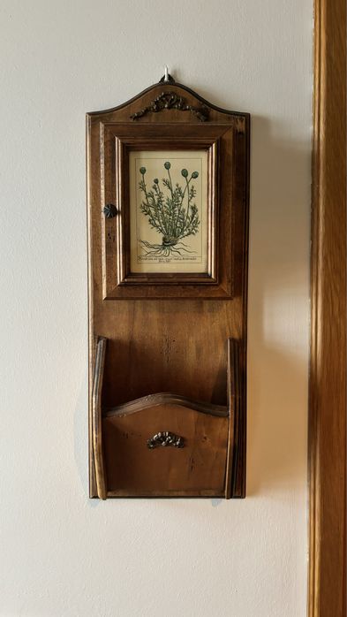 Chaveiro Antigo em Madeira