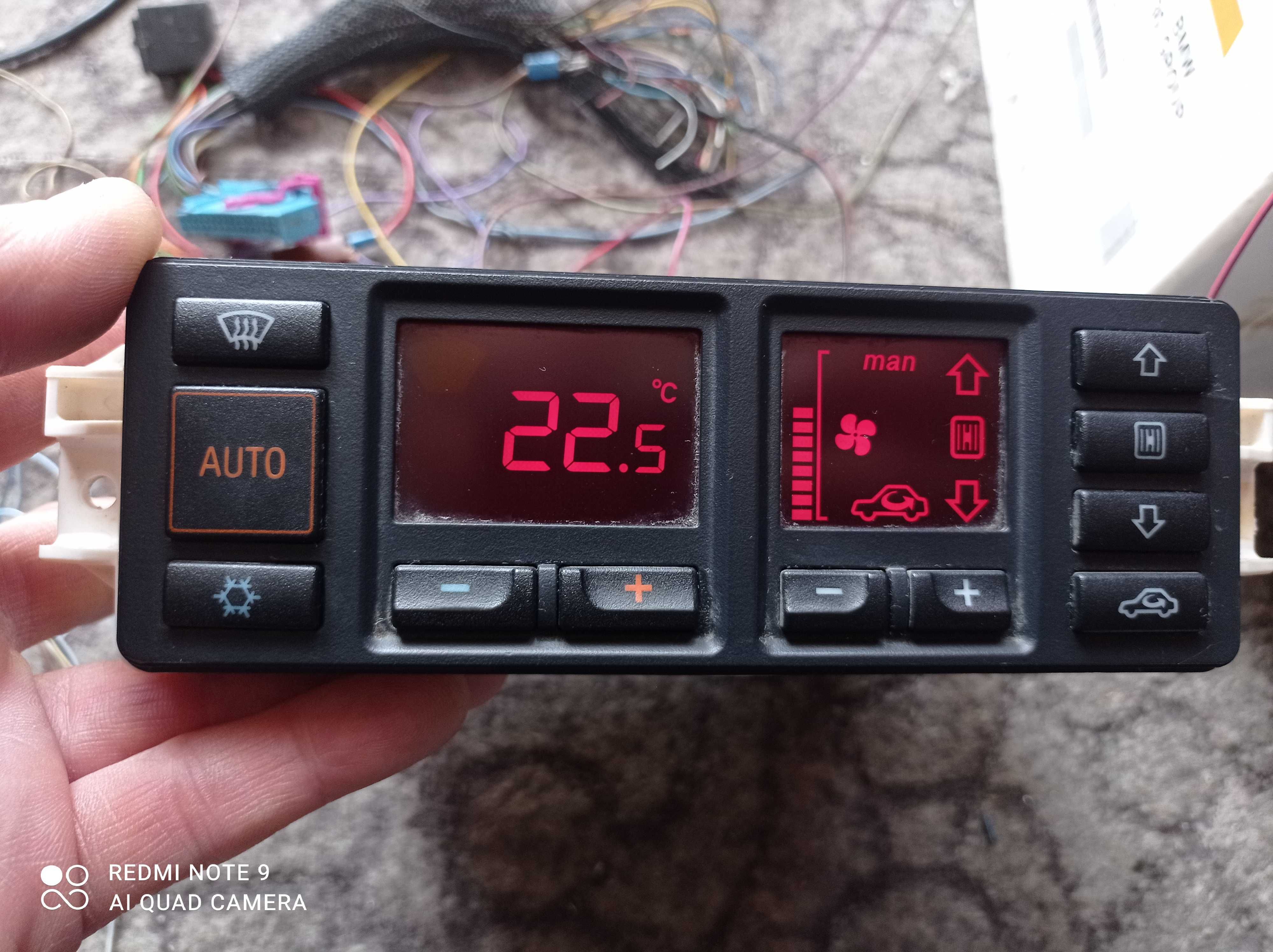 Panel klimatronik Audi 100 A6 C4 rózne numery