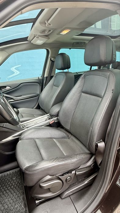 Opel Zafira 2.0 CDTi versão Cosmo - 7 Lugares - Nacional