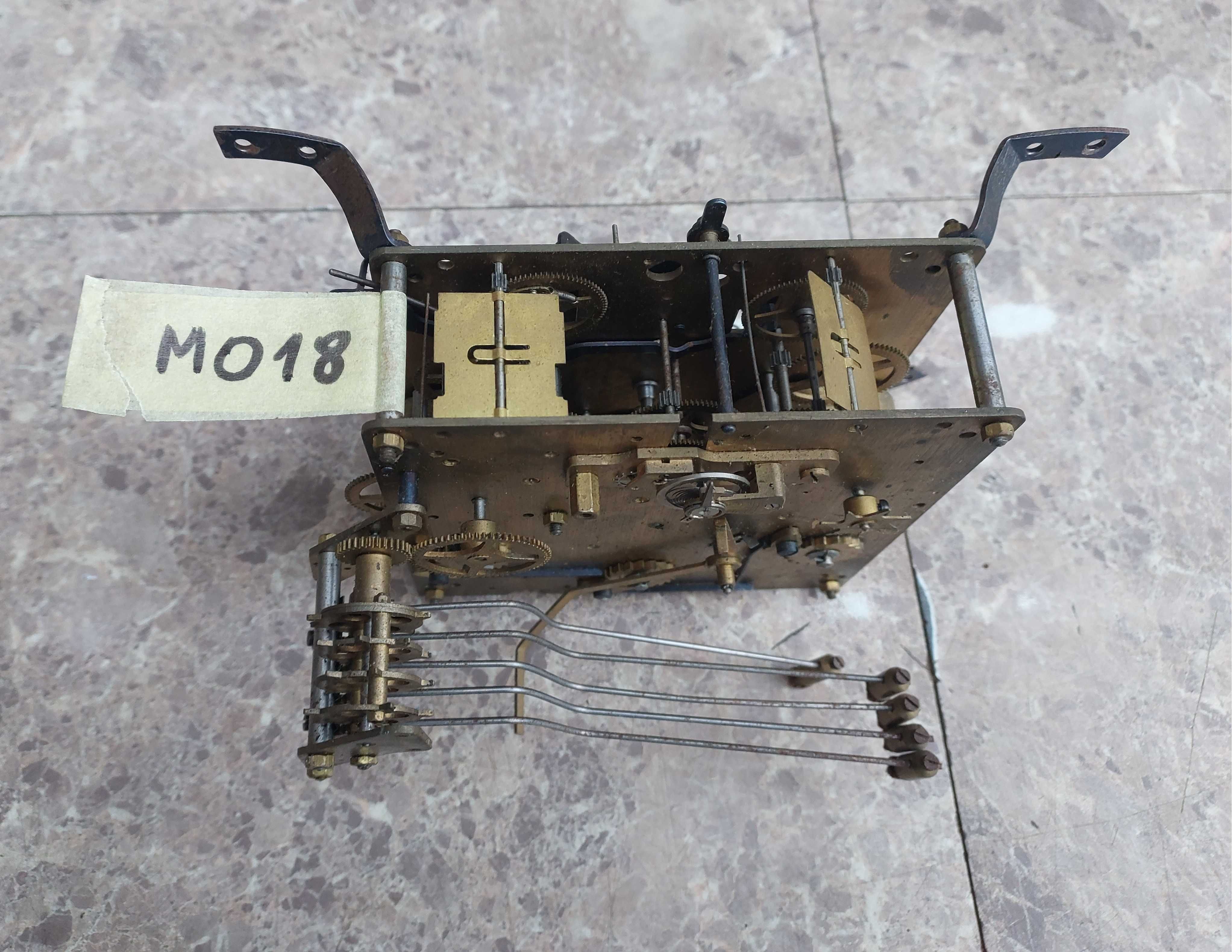 M018 Mechanizm zegara Vedette balans kwadransowy bufetowy kominkowy