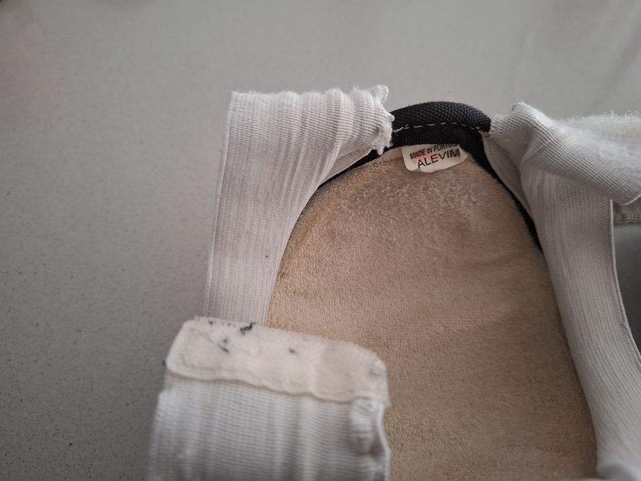 Joelheiras Reno Alevin