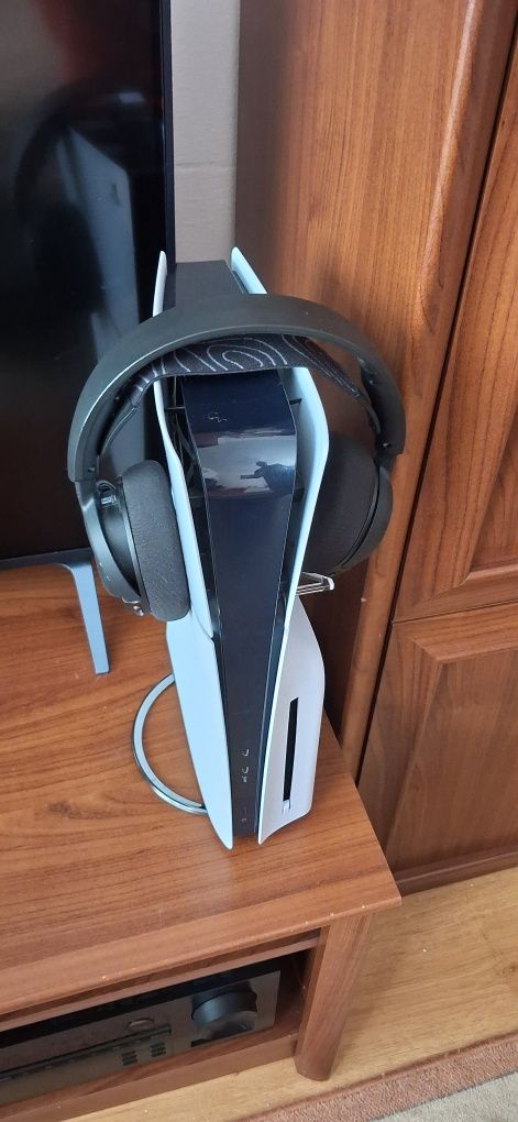 Konsola Sony PlayStation 5 Slim z napędem,słuchawki STEELSERIES Arctis