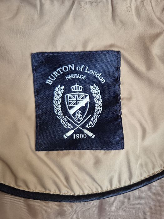 Lekka beżowa kurteczka Burton R.38