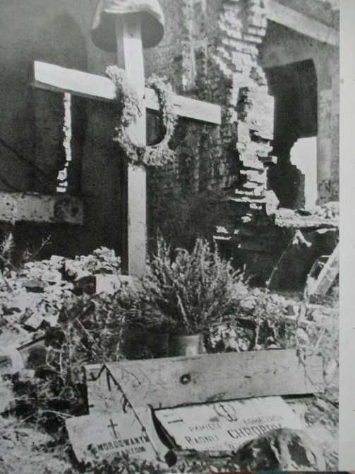 Warszawa w dniach Powstania 1944 / Powstanie / Warszawa