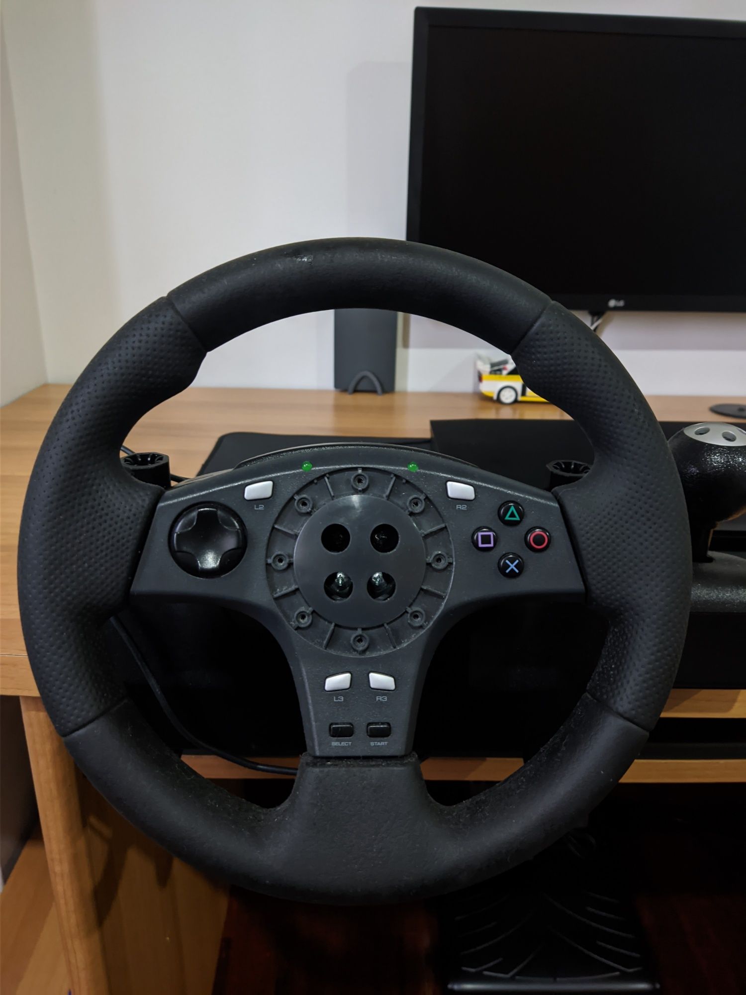 Logitech Driving Force Pro