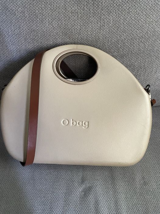 O bag moon sabbia  perłowa.