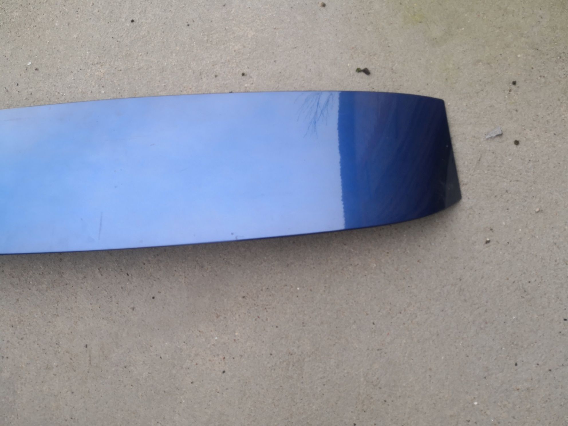 Blenda tylnej klapy BMW e91 montegoblau A51 listwa