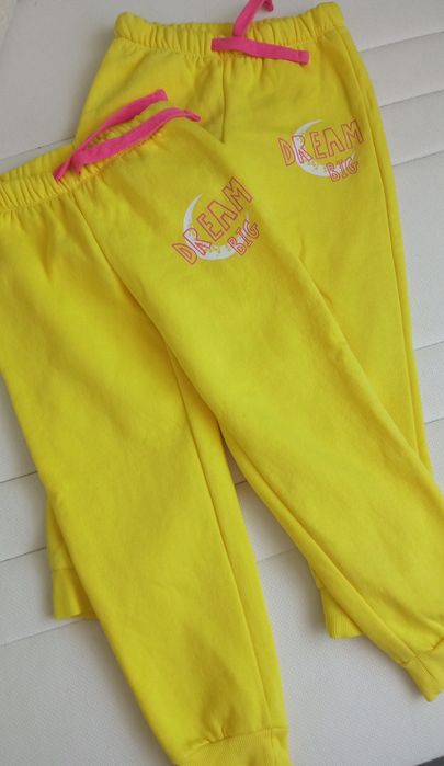 Zestaw 2szt. Spodnie Lupilu 110-116 dla bliźniaczek jak nowe