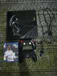 PS4 1TB Limitowana Edycja Star Wars Darth Vader + 2 pady + FIFA 18