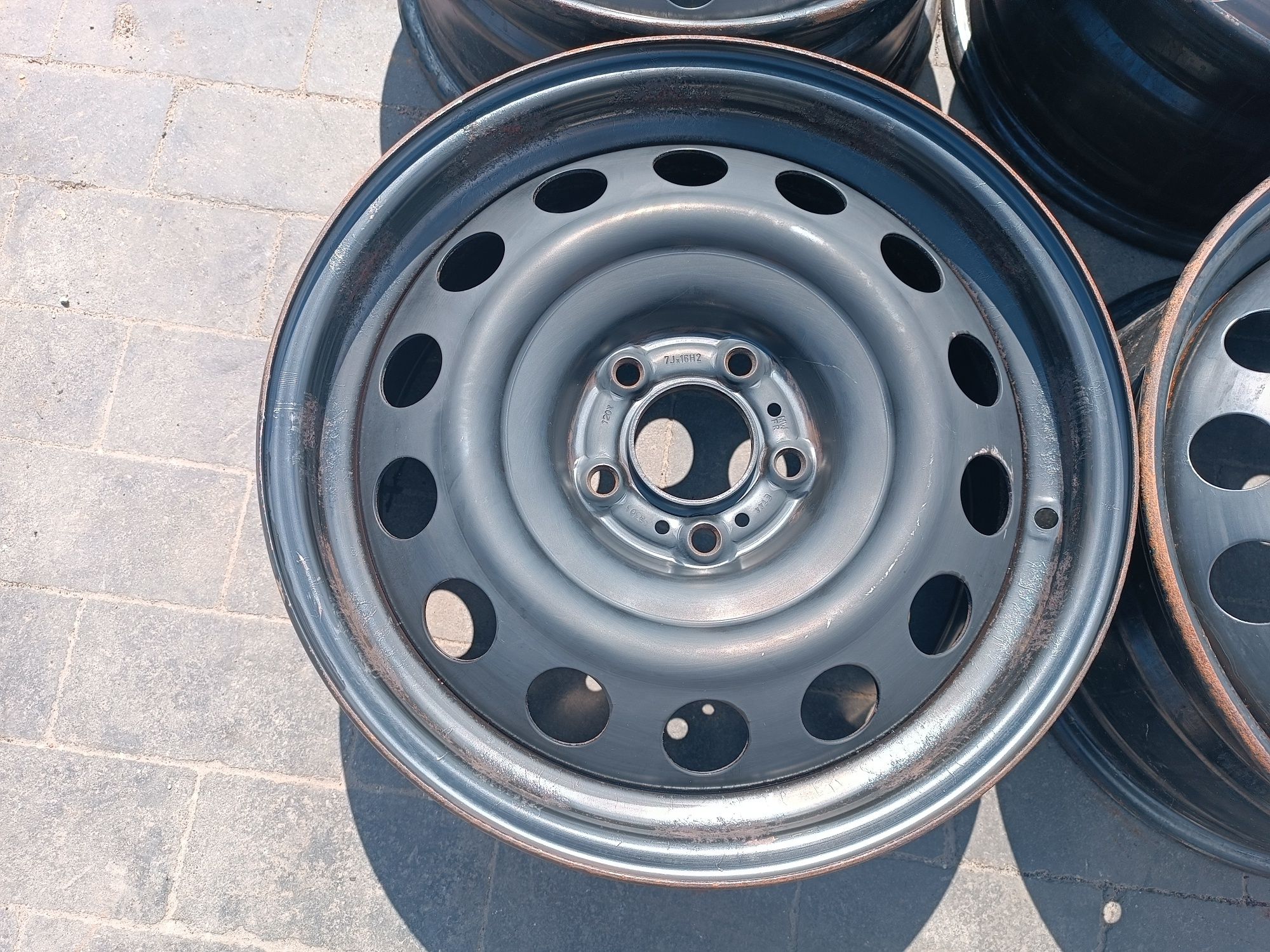 Felgi stalowe Opel Grandland X 5x108 ET44 7J16